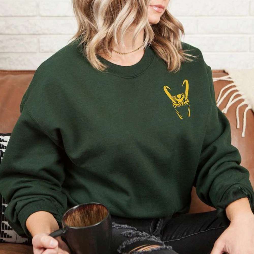 Loki Gold Horned Helmet Norse Mythology Retro Fan Graphic Unisex Sweatshirt